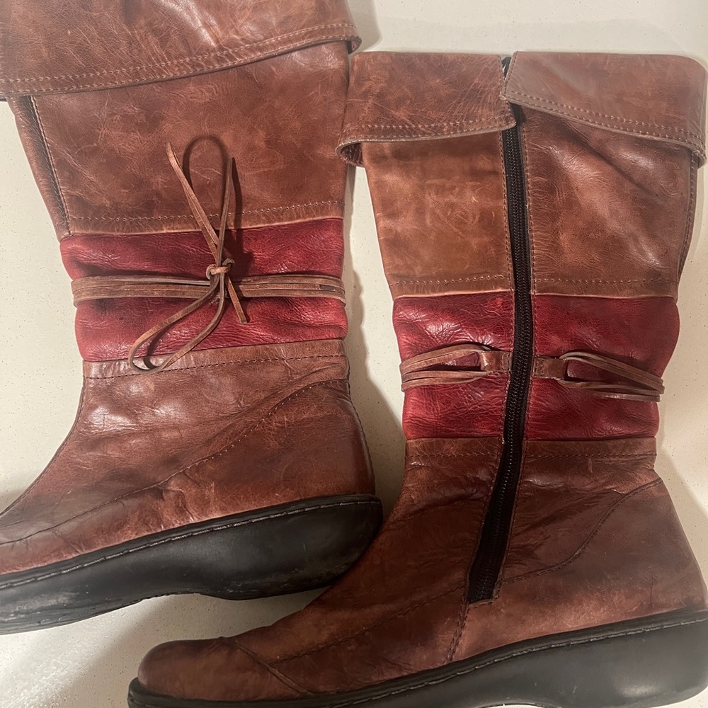 2 tone  1/2 calf leather boot size 8.5